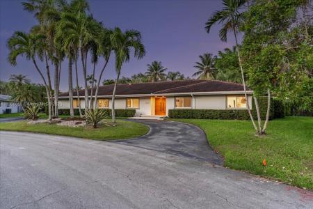 10105 SW 71st Ave, Pinecrest, Florida 33156, USA