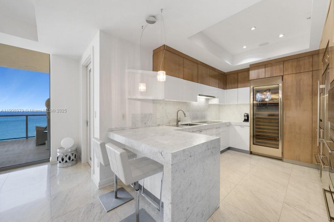 9703 E Collins Ave PH-07, Bal Harbour, Florida 33154, Estados Unidos