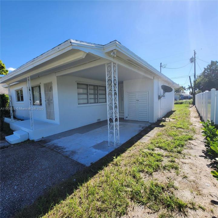 1547 W 10th St, Riviera Beach, فلوريدا 33404, الولايات المتحدة