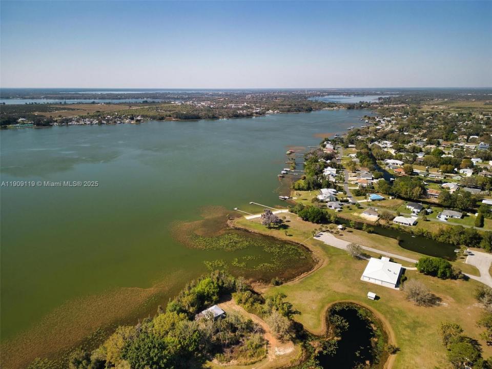 101 Jasmine CT, Lake Placid, Floride 33852, États-Unis