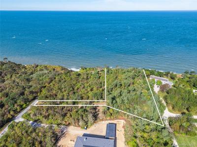 6121 Oregon Road, Southold, New York 11935, USA