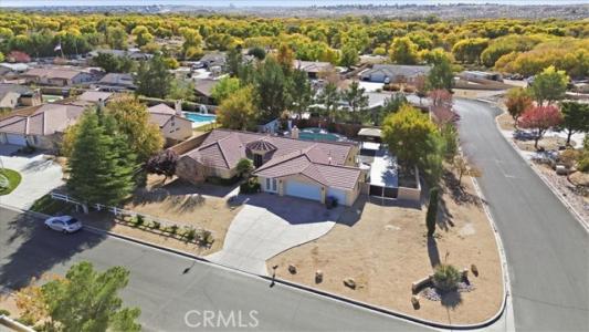 Lookout, Victorville, California 92307