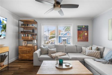 101 Grand View Street 1, Providence, Rhode Island 02906, Stati Uniti