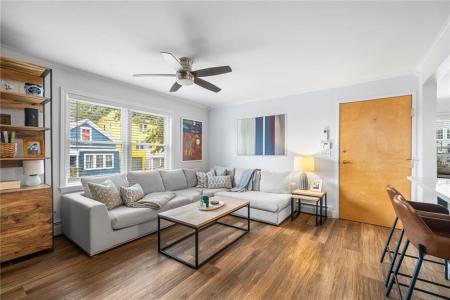 101 Grand View Street 1, Providence, Rhode Island 02906, Stati Uniti