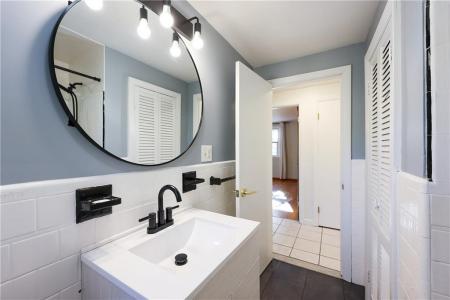 3 Grant Street, Warwick, Rhode Island 02886, États-Unis