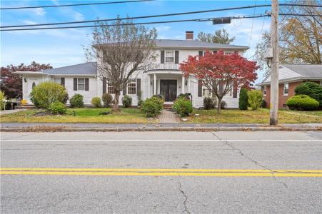 446 Budlong Road, Cranston, RI 02920, USA