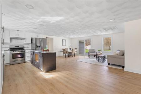 47 Roland Drive, West Greenwich, Род Айленд 02817, Соединенные Штаты