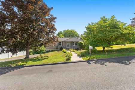 66 Tanglewood Drive, West Warwick, Rhode Island 02893, États-Unis