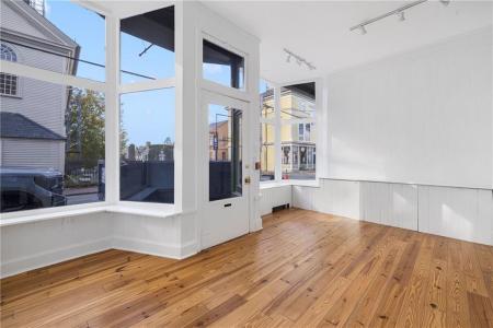 138 Spring Street 1, Newport, רוד איילנד 02840, ארצות הברית של אמריקה