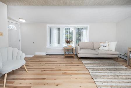 126 Uncas Street, ワーウィック, ロードアイランド 02889, アメリカ合衆国