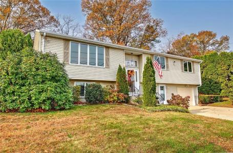 1 Pat Drive, Lincoln, Rhode Island 02865, Stati Uniti