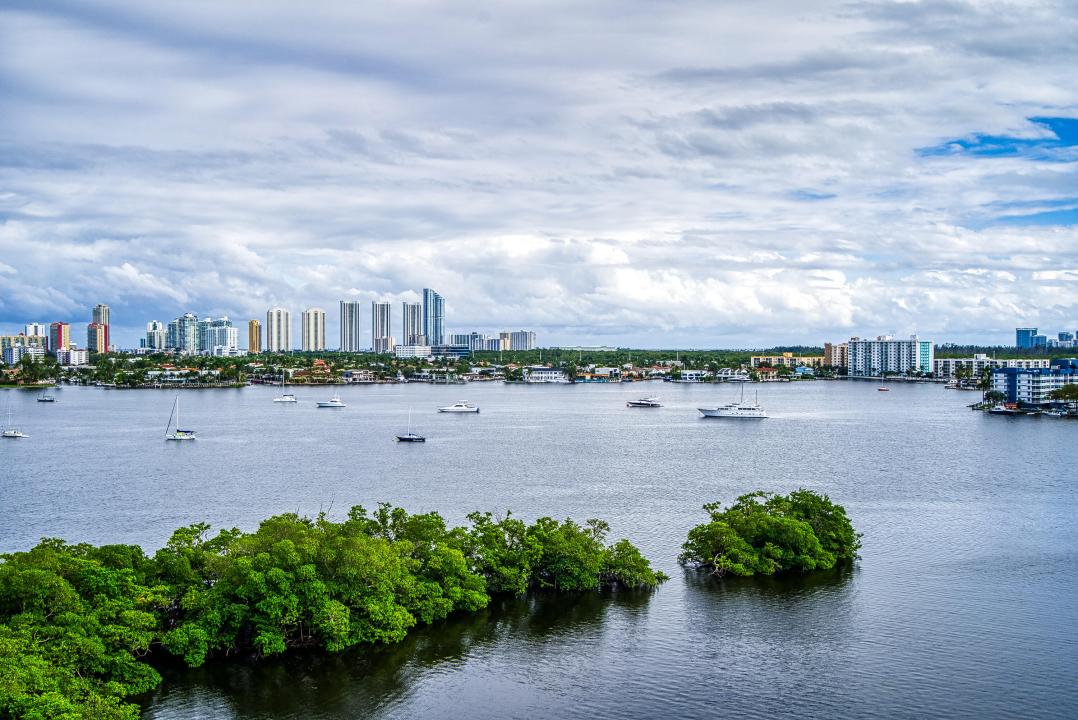 17111 Biscayne Boulevard 902, MARINA PALMS RESIDENCES, North Miami Beach, 플로리다 33160, 미국