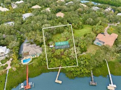 2545 Riverview Court, Vero Beach, Florida 32963