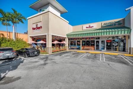 9375 SW 56th St, Miami, פלורידה 33165, ארצות הברית של אמריקה