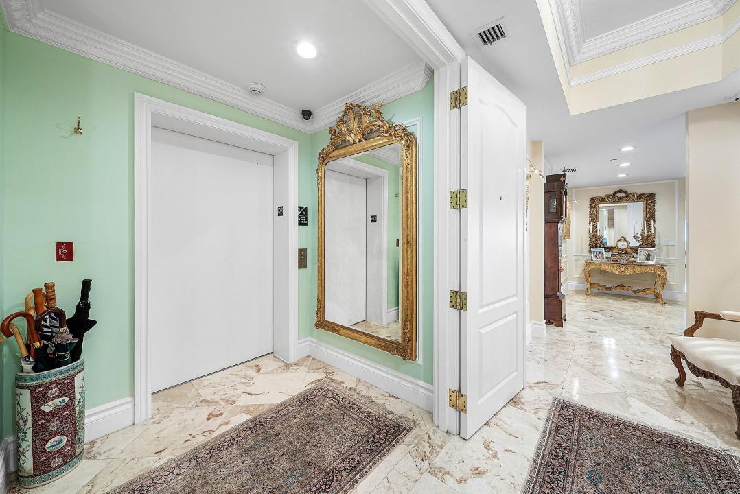 201 S Narcissus Avenue 1002, West Palm Beach, Florida 33401