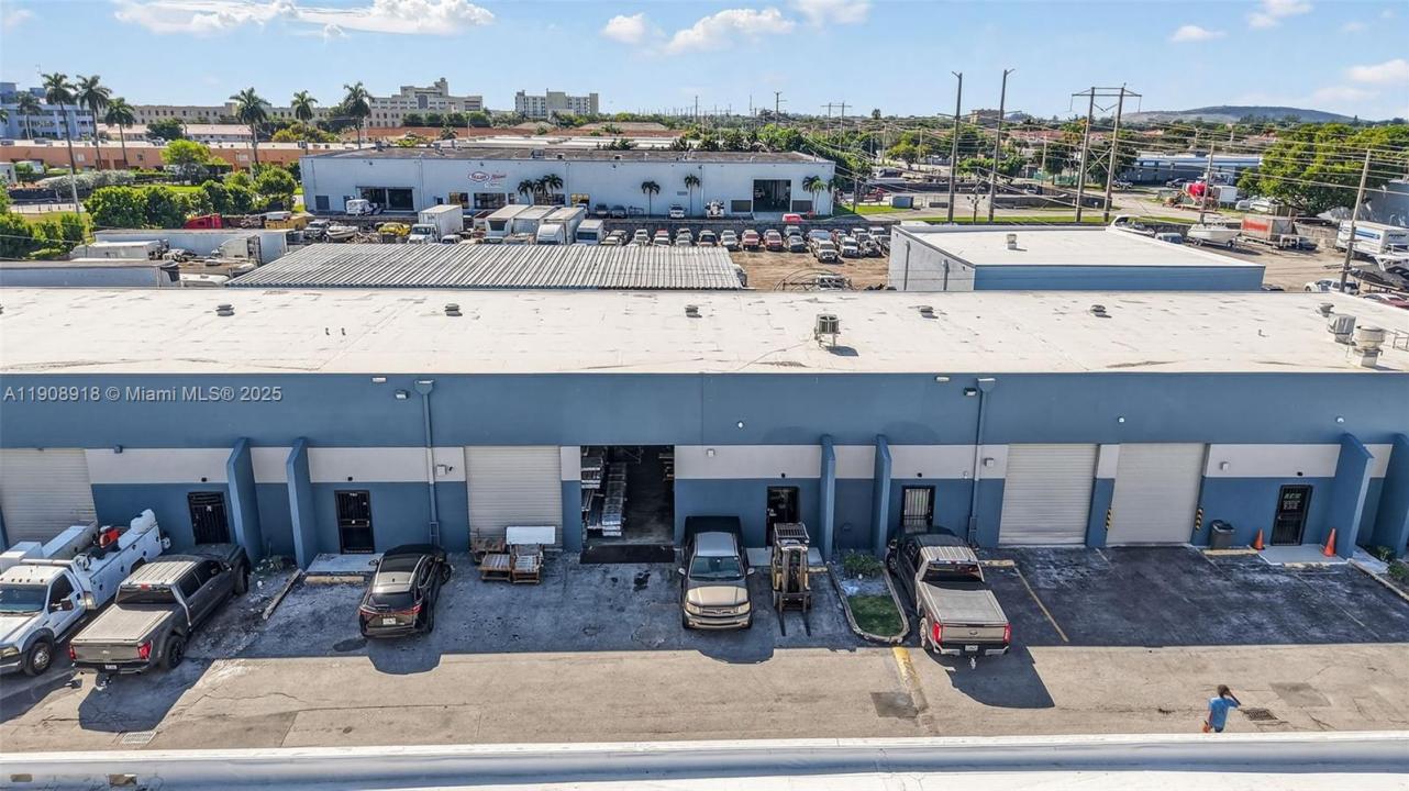 7760 W 20th Ave 21, Hialeah, פלורידה 33016, ארצות הברית של אמריקה