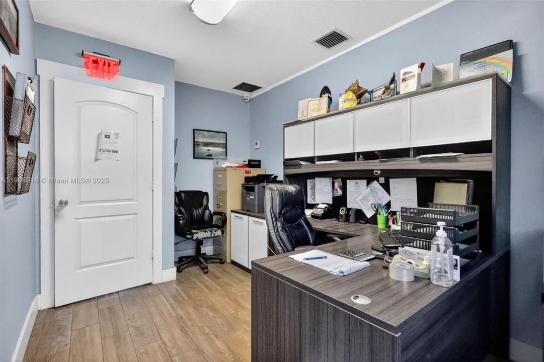 7760 W 20th Ave 21, Hialeah, פלורידה 33016, ארצות הברית של אמריקה