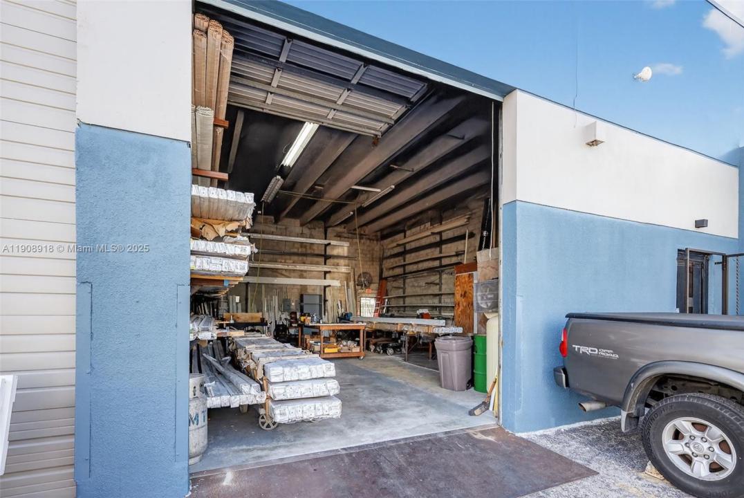 7760 W 20th Ave 21, Hialeah, פלורידה 33016, ארצות הברית של אמריקה