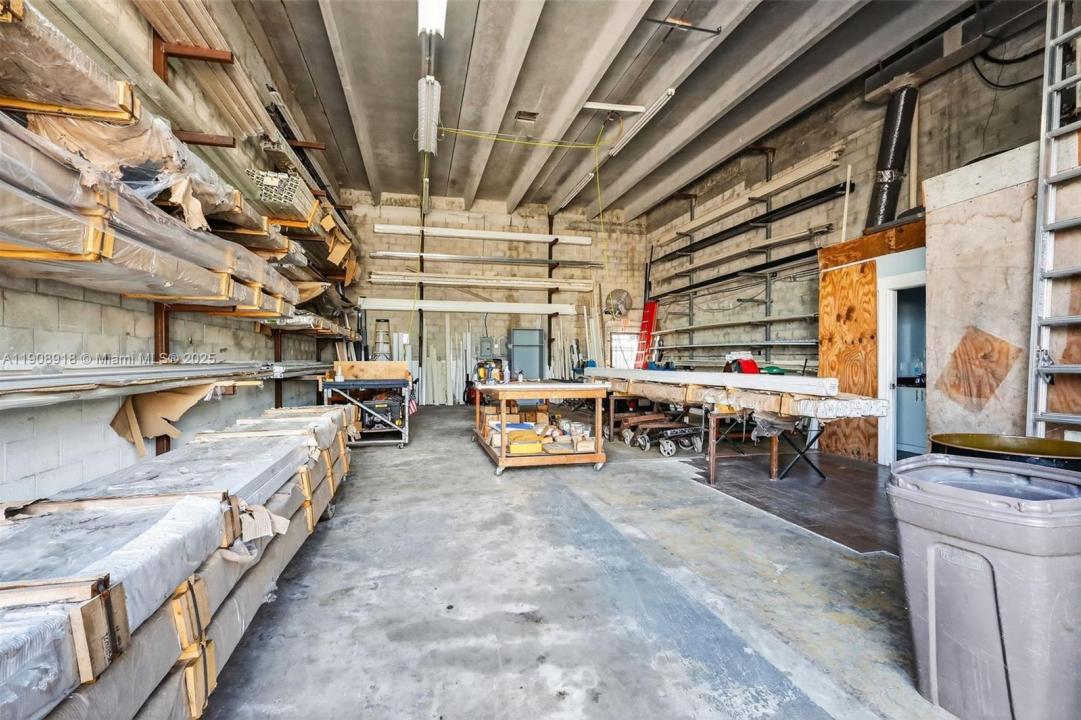 7760 W 20th Ave 21, Hialeah, פלורידה 33016, ארצות הברית של אמריקה