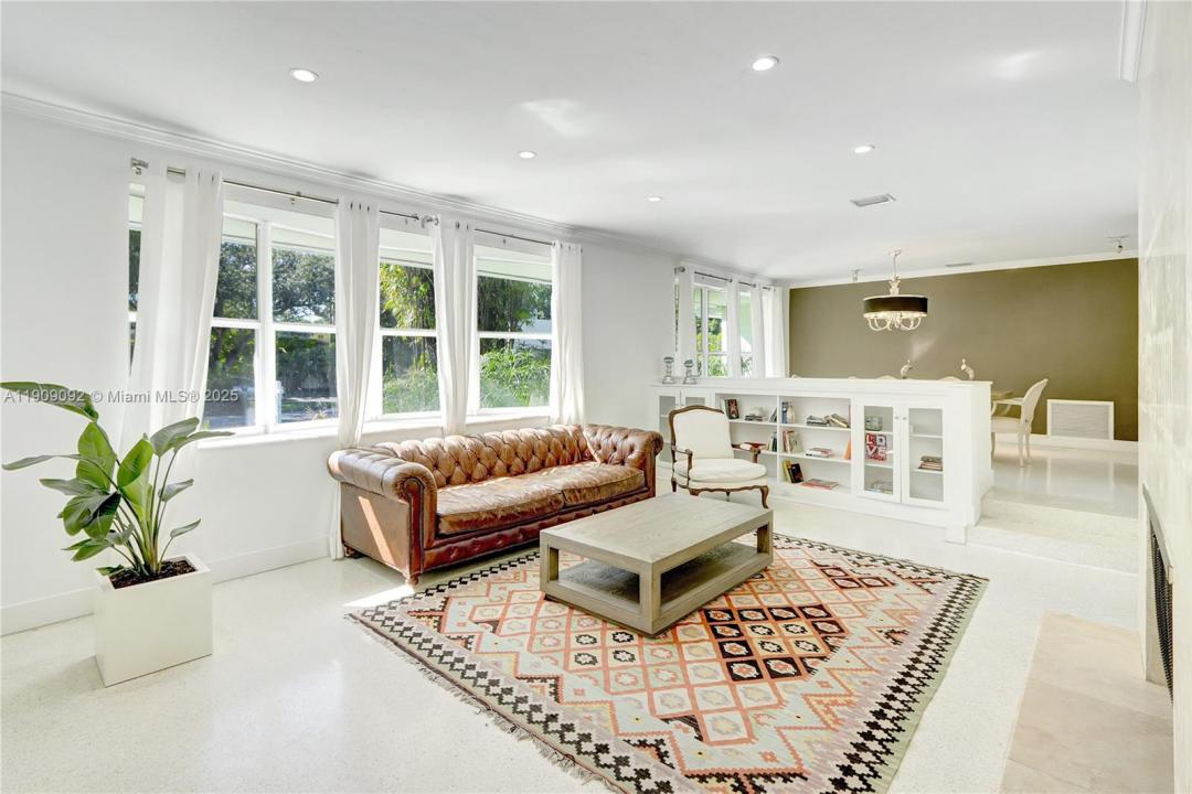 1125 NE 91st Ter, Miami Shores, فلوريدا 33138, الولايات المتحدة