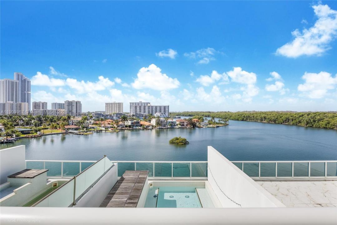 400 Sunny Isles Blvd 704, Sunny Isles Beach, Florida 33160, HOA KỲ