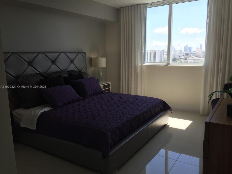 1861 NW South River Dr 1807R, Miami, פלורידה 33125, ארצות הברית של אמריקה 