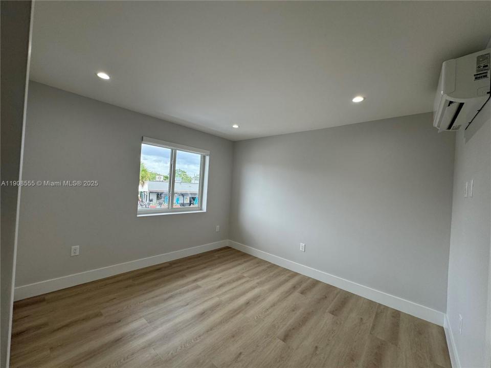 161 Bentley Dr B, Miami Springs, Floride 33166, États-Unis