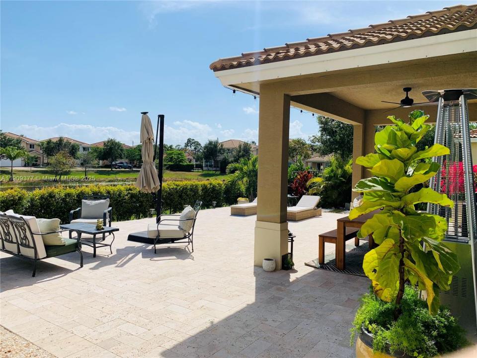 4812 Foxtail Palm Ct, Green Acres, Flórida 33463, Estados Unidos