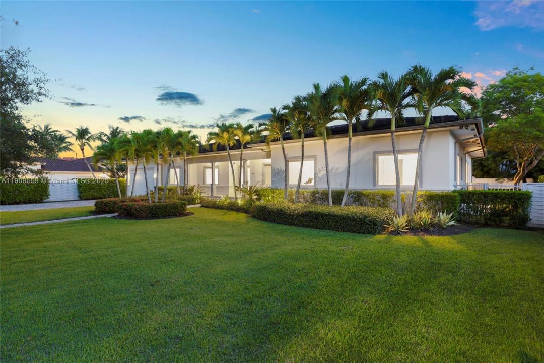 9580 SW 101st Ter, Miami, Флорида 33176, Соединенные Штаты