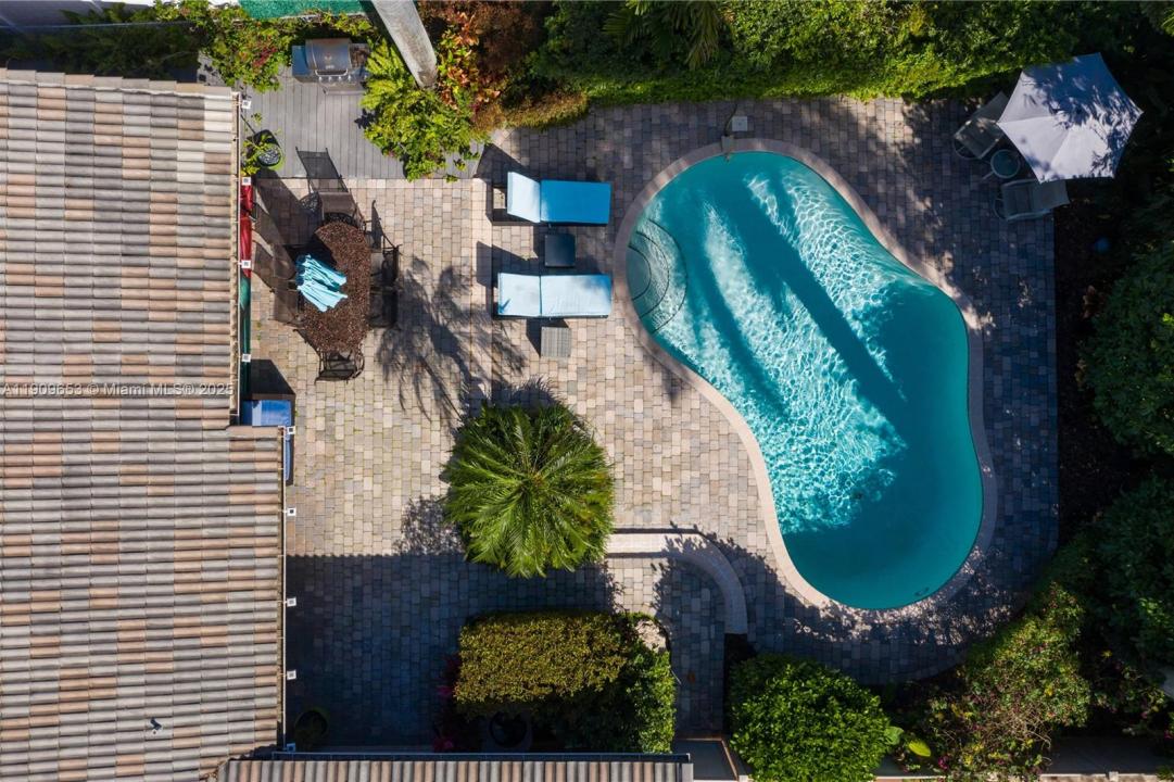 418 SE 3rd Ter 0, Dania Beach, Florida 33004