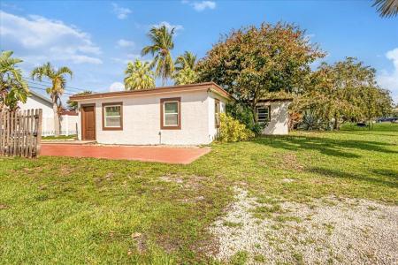 4421 SW 73rd Ter, Davie, Florida 33314, USA