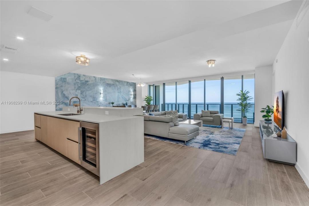 900 N Ocean Blvd 503, Pompano Beach, Флорида 33062, Соединенные Штаты