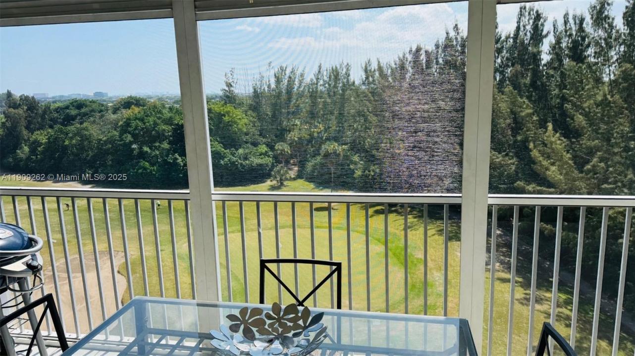 3150 N Palm Aire Dr 801, Pompano Beach, Florida 33069, Stati Uniti