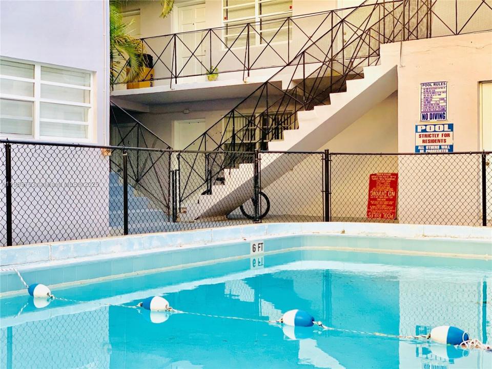 North Miami Beach, Флорида 33162, Соединенные Штаты