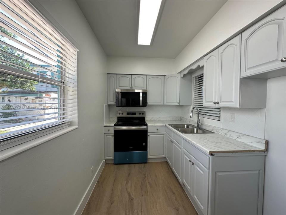 4300 Seagrape Dr 5, Lauderdale By The Sea, Florida 33308, HOA KỲ