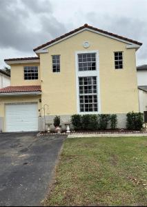 10738 N Saratoga Dr, Cooper City, Florida 33026, USA