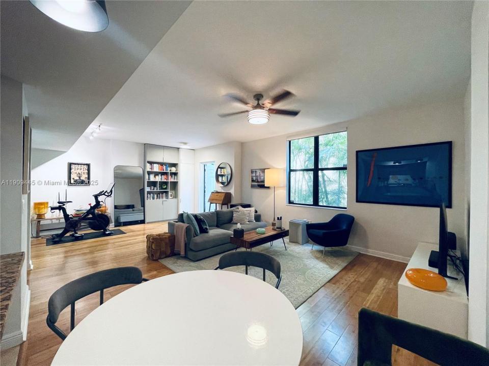 888 S Douglas Rd 119, Coral Gables, 佛罗里达州 33134, 美国