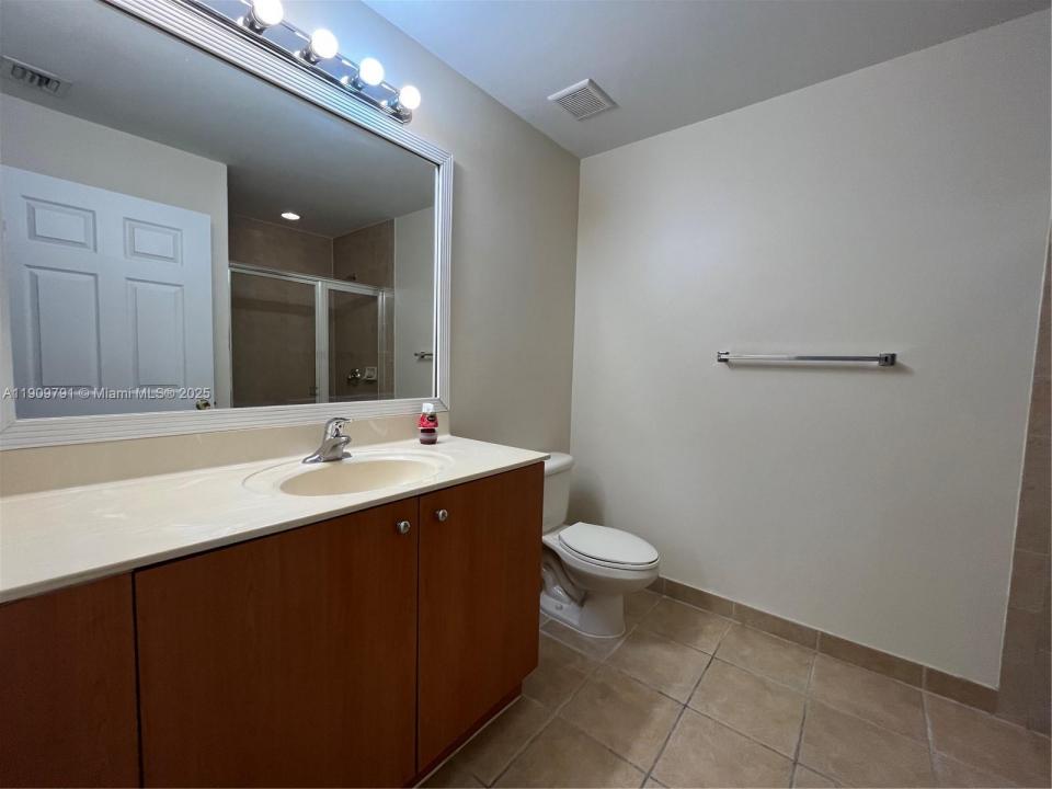 3416 NW 14th Ct 3416, Lauderhill, Флорида 33311, Соединенные Штаты