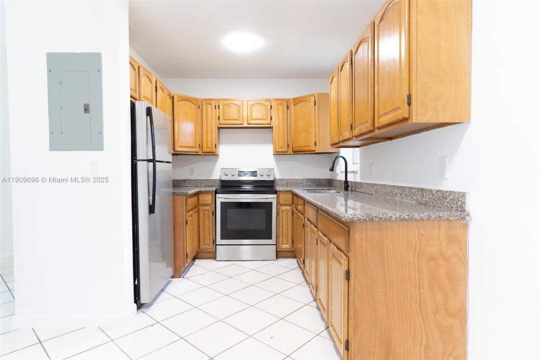 3010 NW 171st Ter, Miami Gardens, Florida 33056