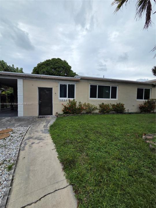 12220 NE Miami Pl 0, North Miami, Floride 33161, États-Unis