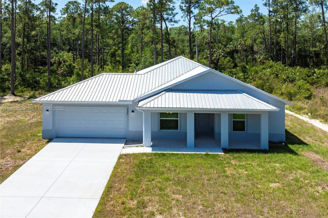 2005 Rosa Ct, Lehigh Acres, Florida 33972, Estados Unidos