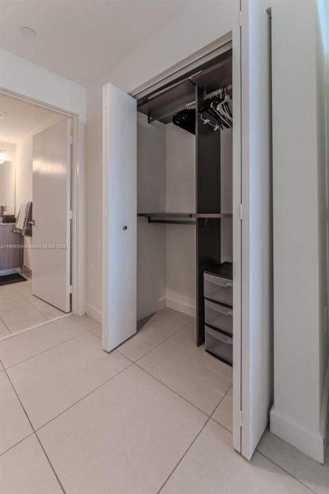 5350 NW 84th Ave 907, Doral, フロリダ 33166, アメリカ合衆国