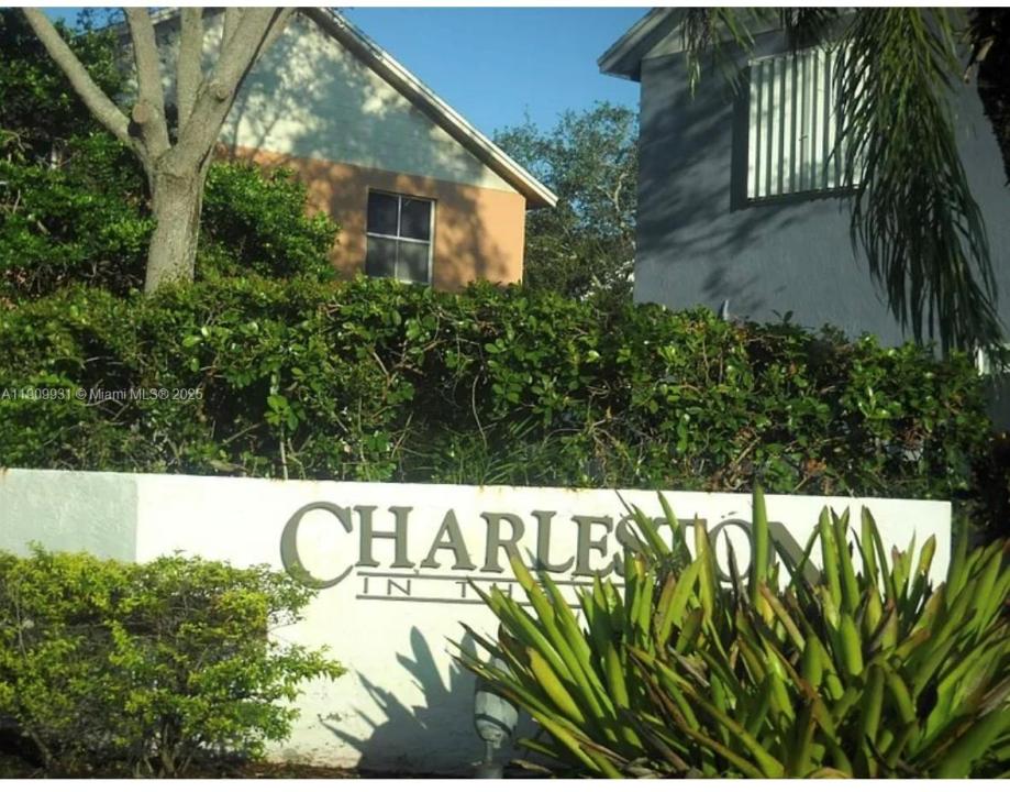 460 NW 102nd Ter, Pembroke Pines, Florida 33026