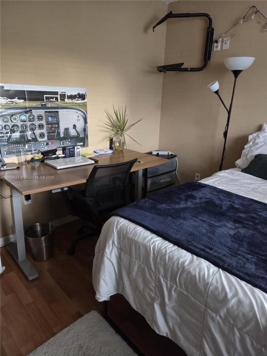 460 NW 102nd Ter, Pembroke Pines, Florida 33026