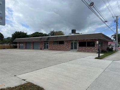 1001 W Midway Rd, Fort Pierce, Florida 34982, USA