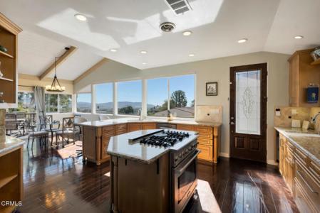 Cerro Crest Drive, Camarillo, Califórnia 93010, Estados Unidos