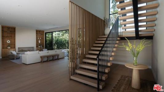 Collins Street, Woodland Hills, Califórnia 91367, Estados Unidos