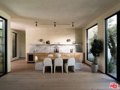 Collins Street, Woodland Hills, Califórnia 91367, Estados Unidos