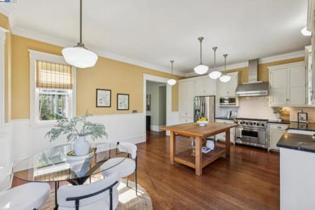 Saint Mary St, Pleasanton, California 94566, Estados Unidos