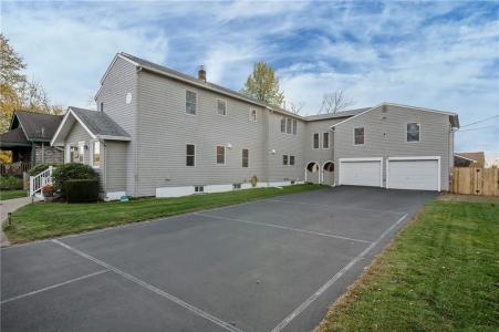 104 Howland Avenue, Jamestown, Rhode Island 02835, USA